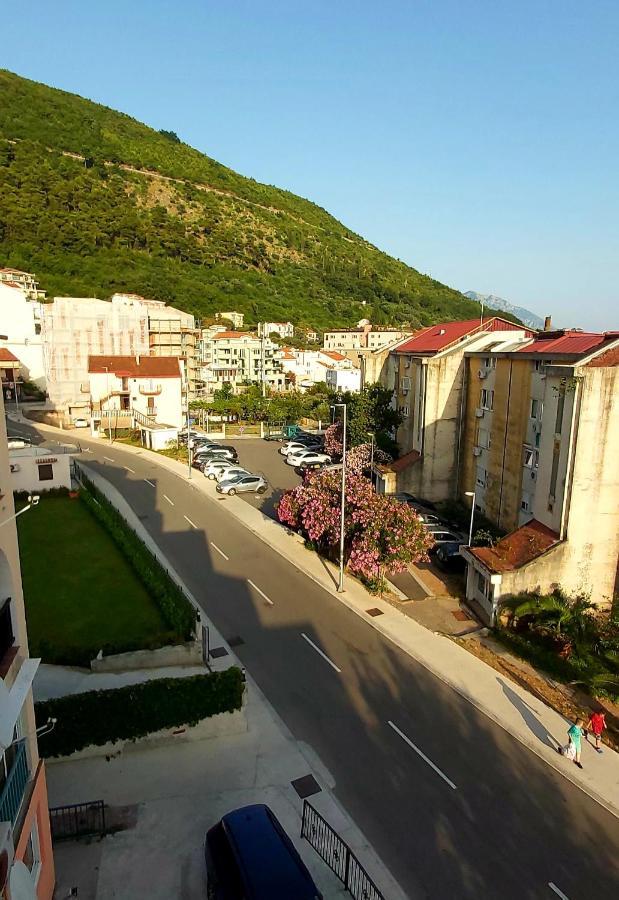 Sunčani apartman 1-Vila Amfora Budva Bagian luar foto