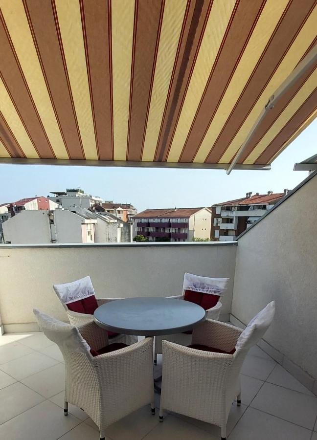 Sunčani apartman 1-Vila Amfora Budva Bagian luar foto
